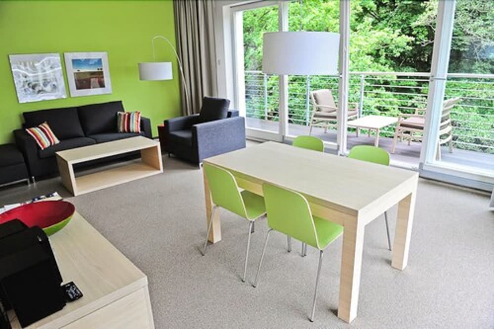 Comfort Apartment, 2 Twin Beds, Kitchenette thumbnail 5