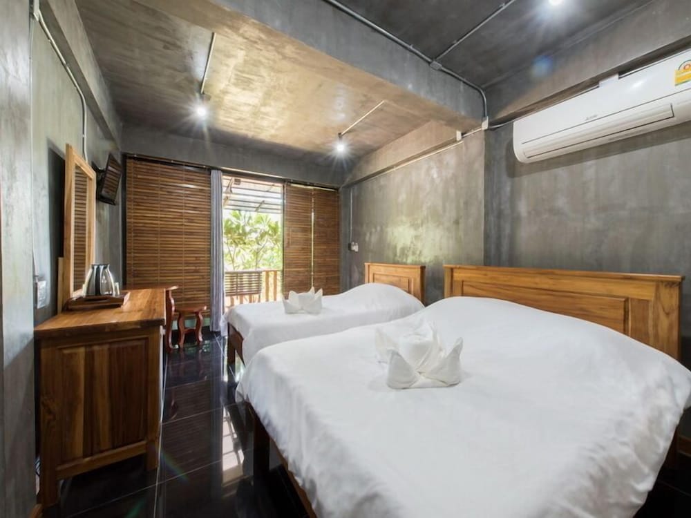 Standard Triple Room photo 3