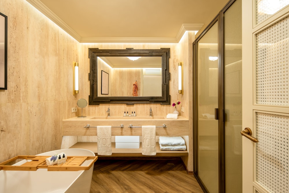 Junior Double Room