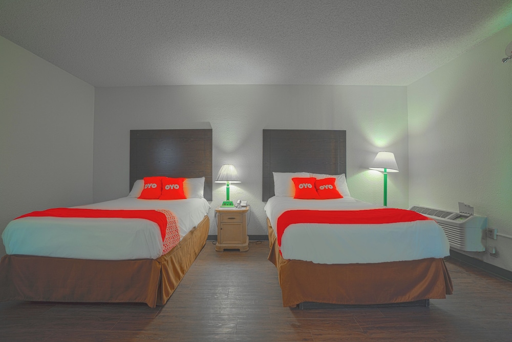 Room, 2 Double Beds - Photo 3