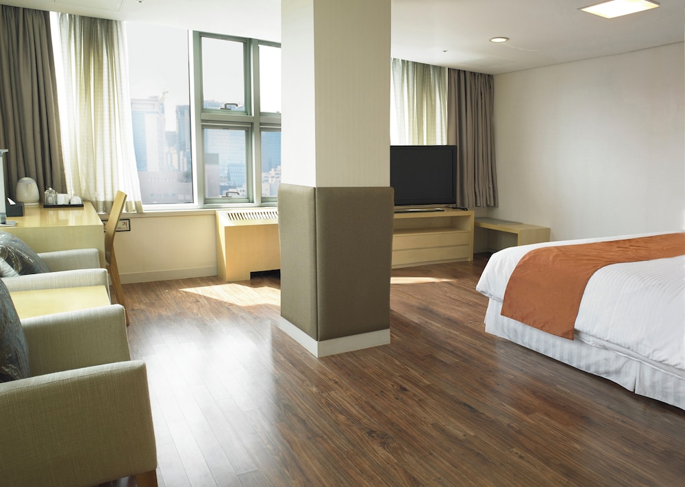 Double Room, 1 King Bed (Suite King Bed) - Photo 1