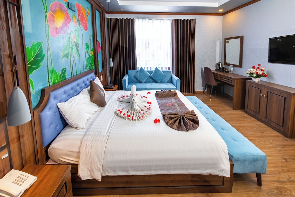 Deluxe Double or Twin Room photo 2