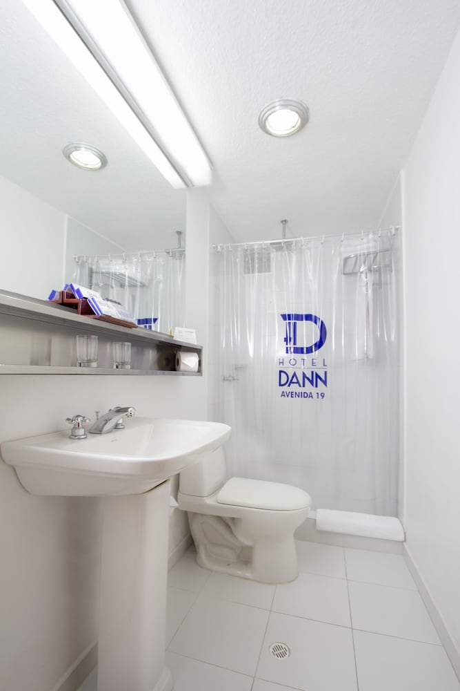 Standard Twin Room - Photo 6