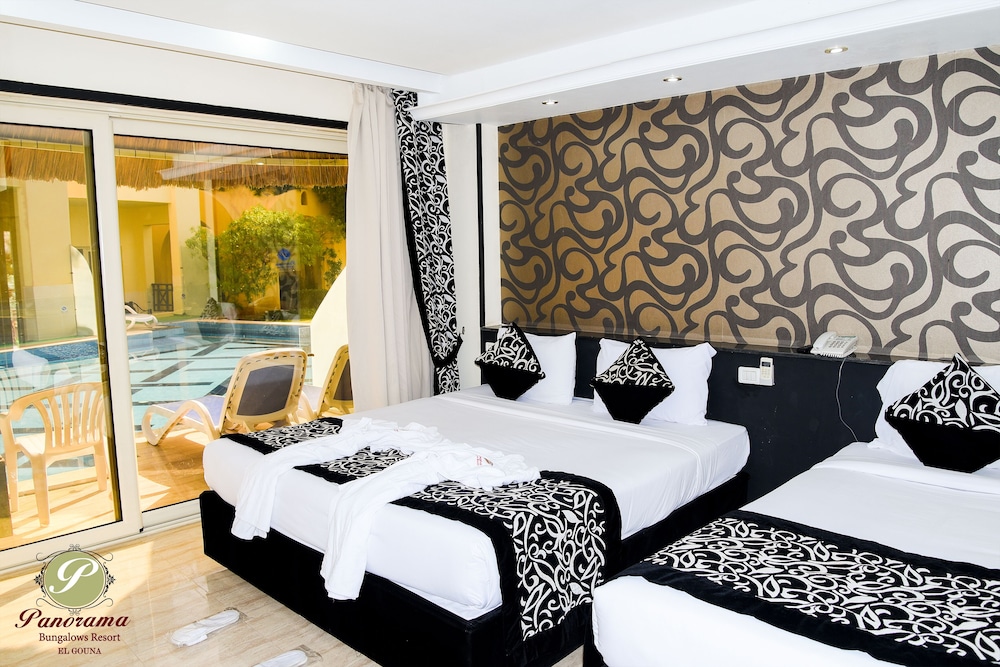 Pool Bungalows photo 2