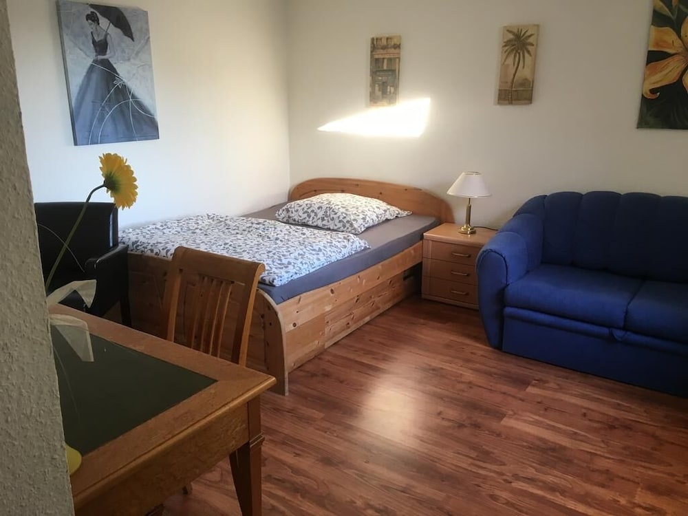 Basic Single Room photo 1