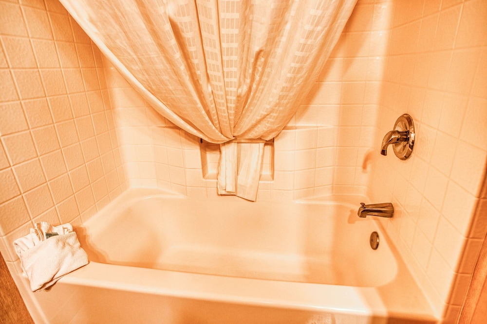 Suite, 1 Queen Bed, Non Smoking, Kitchen