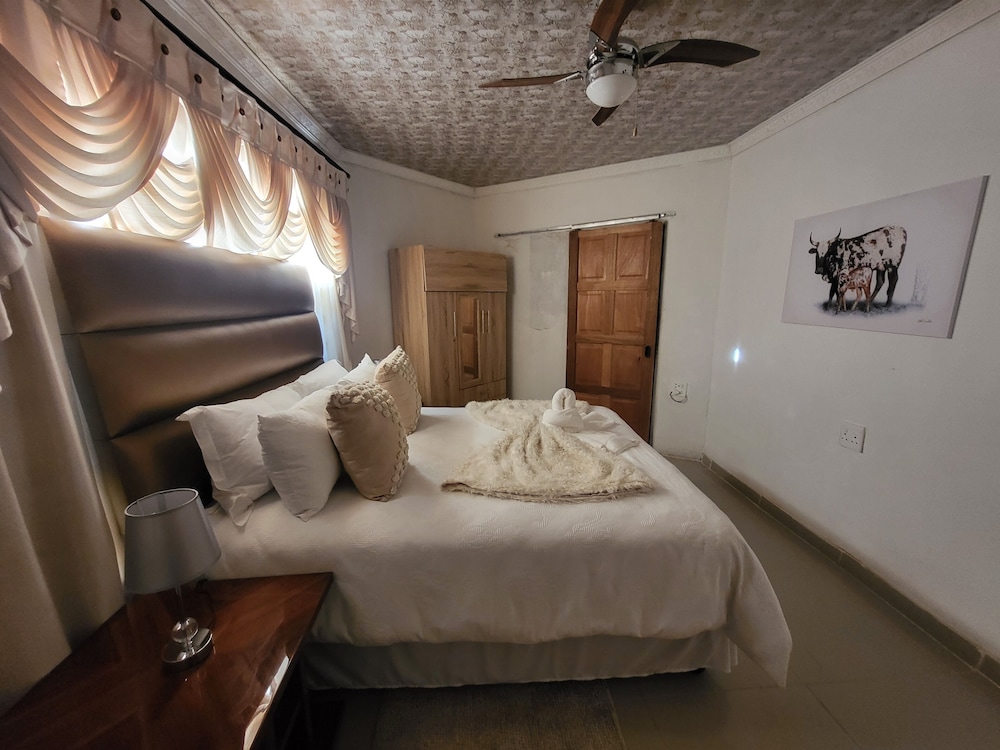 Royal Studio Suite
