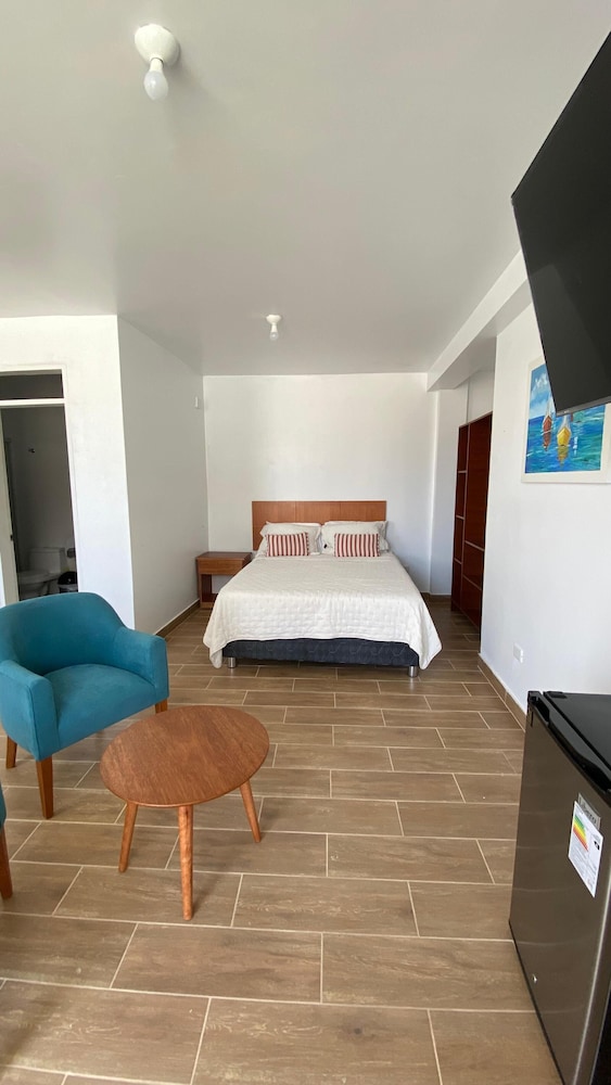 Standard Quadruple Room - Photo 4