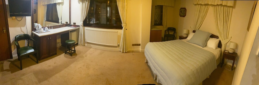 Suite, Ensuite (3 People) photo 2