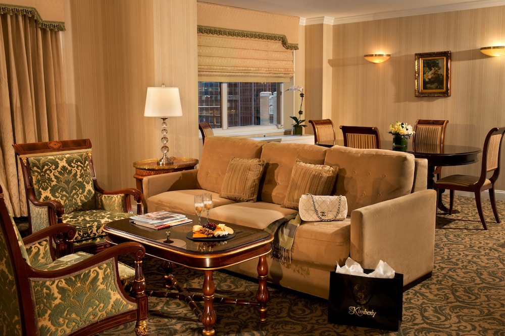 Presidential Suite photo 2