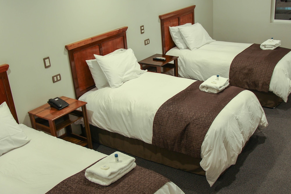 三人间 (Junior Triple Room)