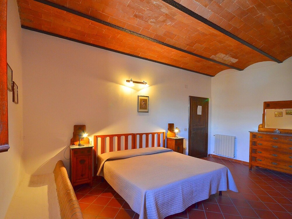 Classic House, 2 Bedrooms photo 1