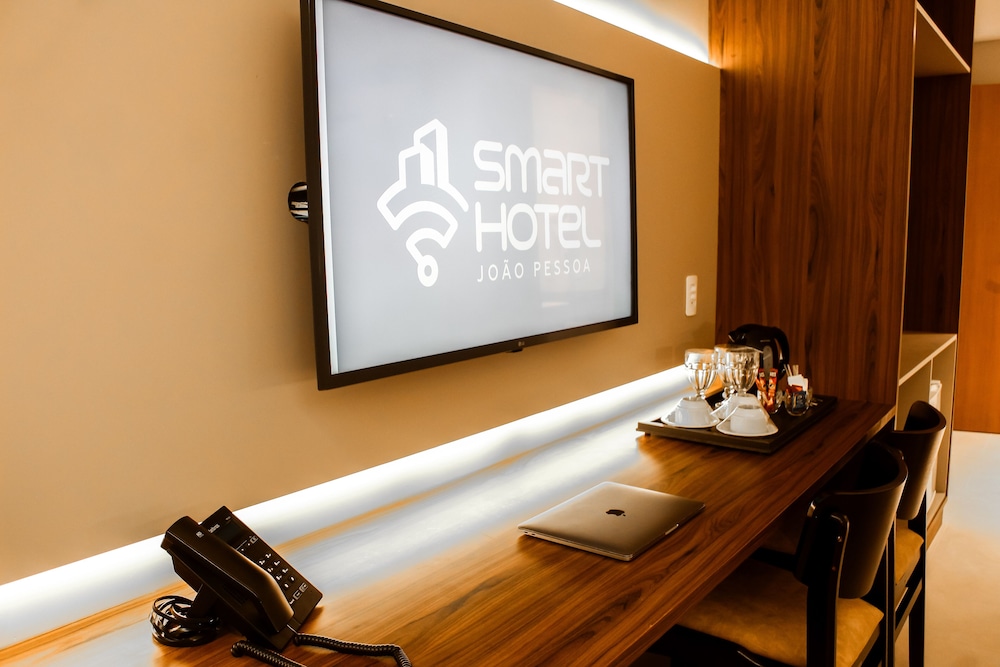 Premium Studio Suite, 1 Queen Bed photo 2