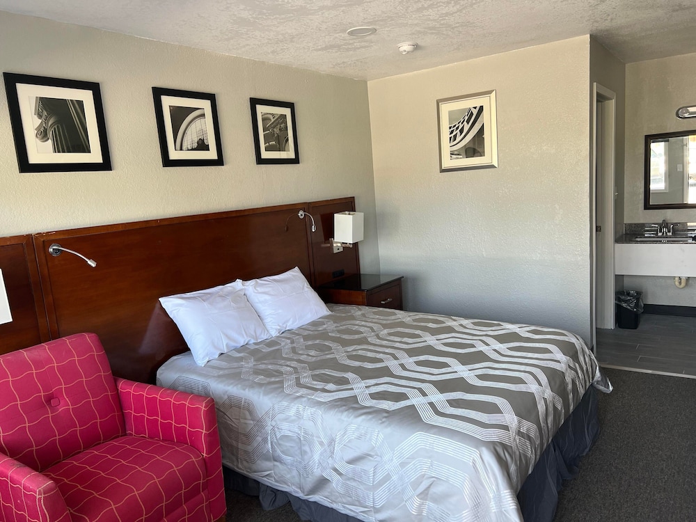 Single Room photo 1