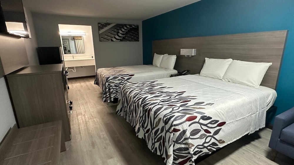 Basic Double Room, 2 Queen Beds