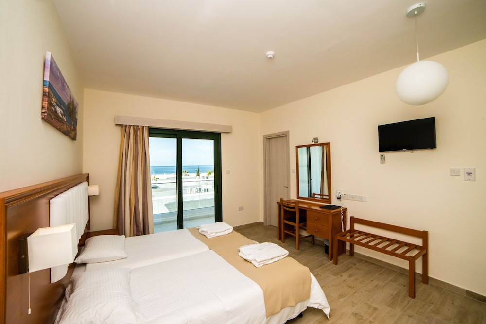 Superior Apartment, 2 Bedrooms, Sea View photo 1