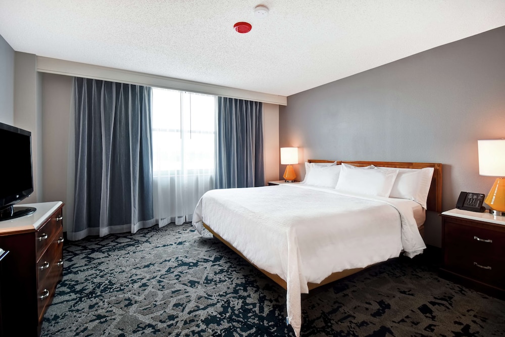 Suite, Accessible, Non Smoking - Photo 2
