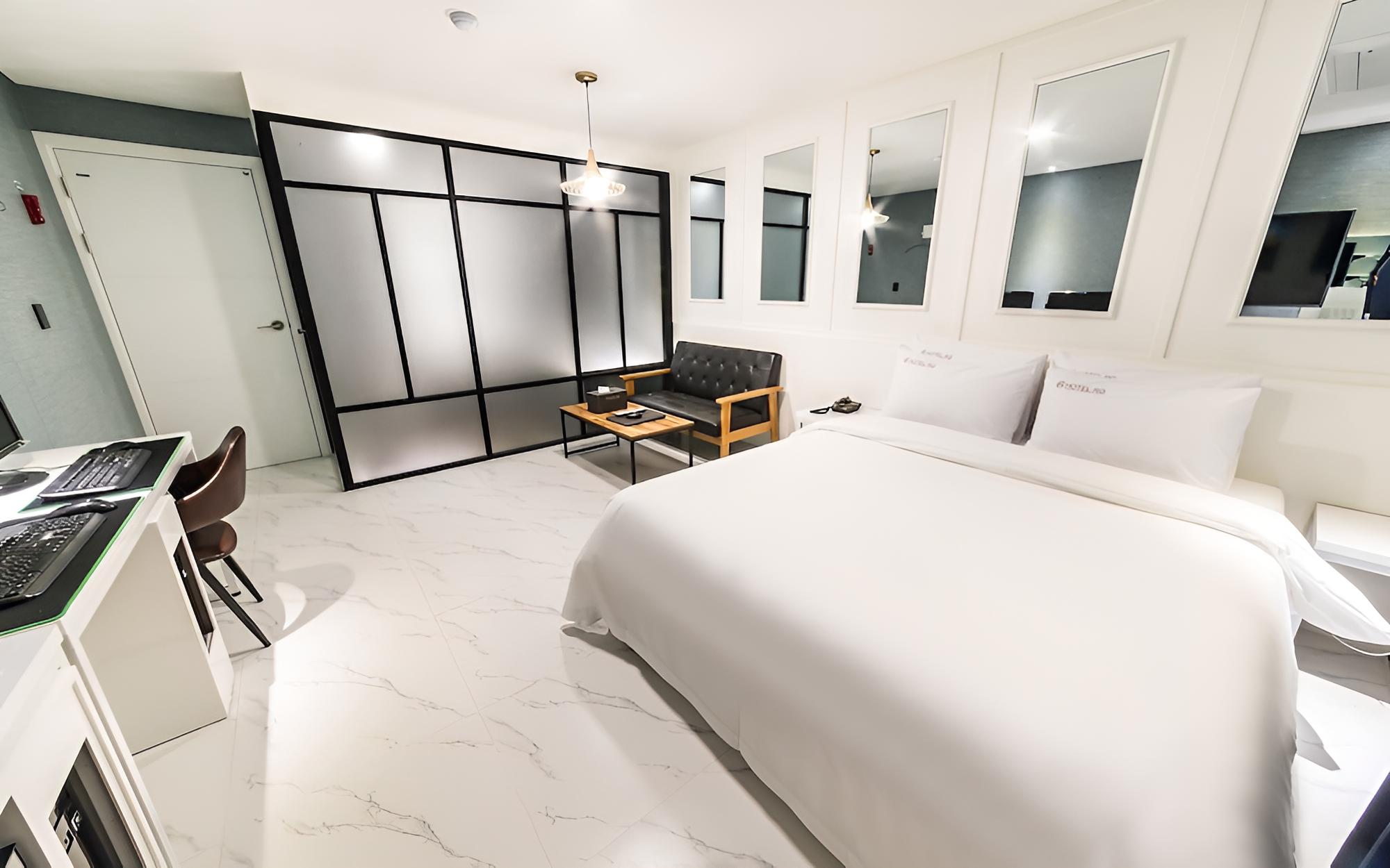 Room (Premium (couple pc + spa + massage ch) photo 3