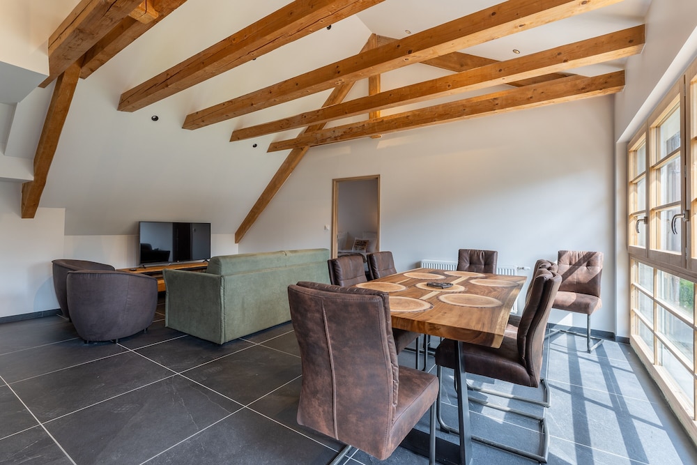 Grand Penthouse photo 2