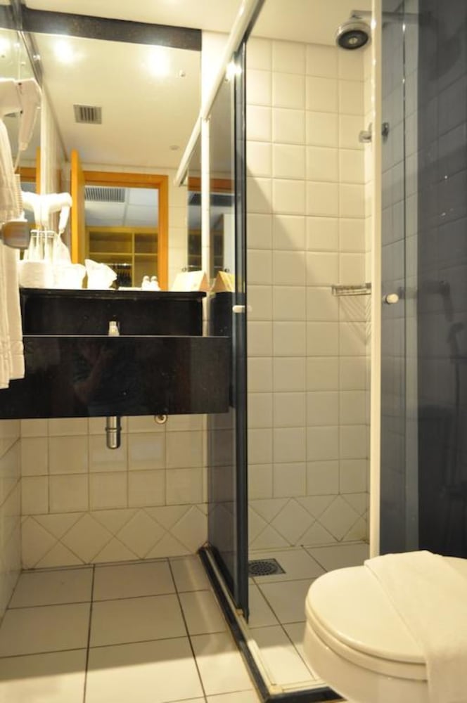 Standard Twin Room - Photo 5