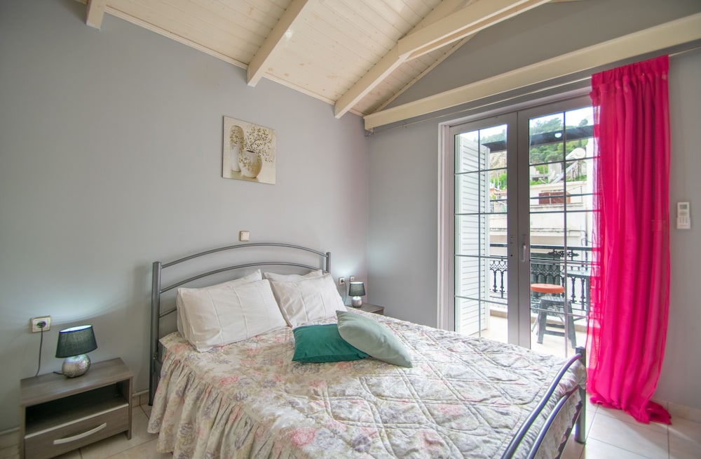 House, 2 Bedrooms