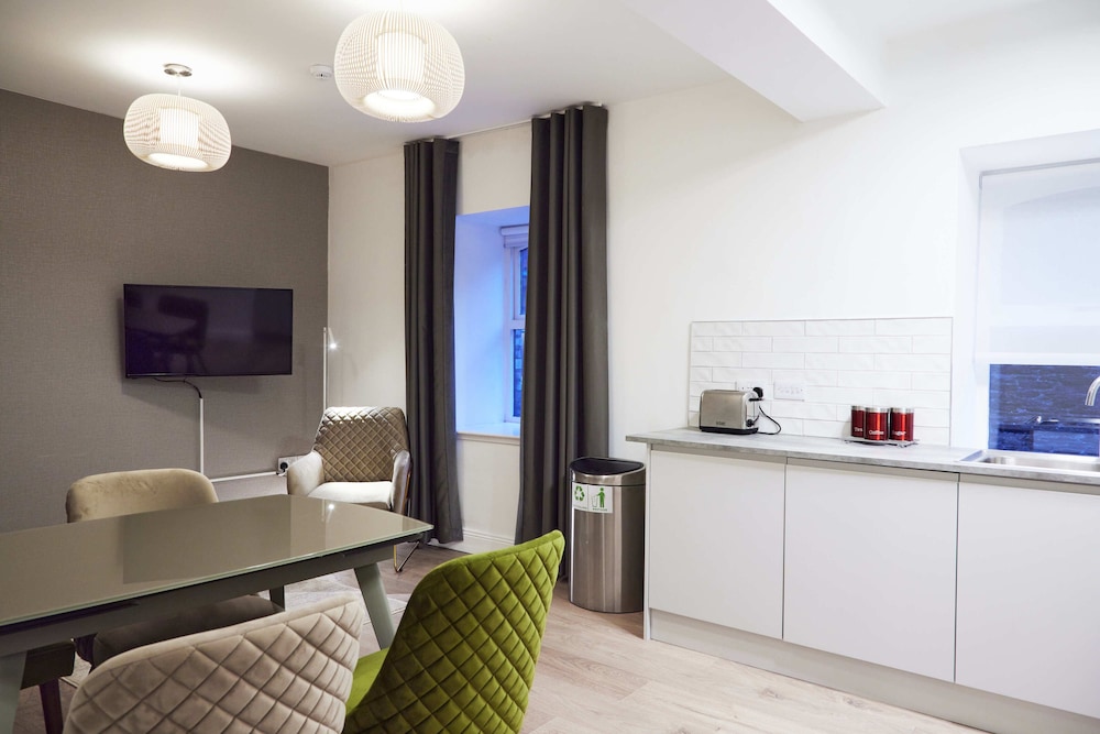 Two-Bedroom Apartment (Stairs Only)
