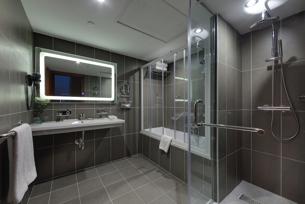 Capital Suite