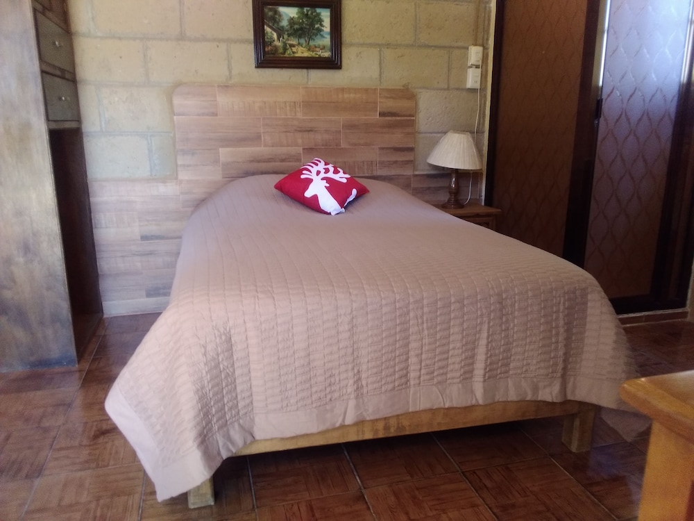 Basic Double Room, 1 Double Bed