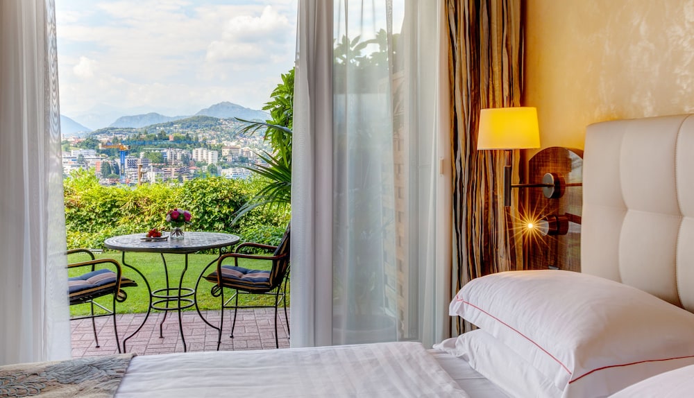 Suite, Garden View - Photo 5