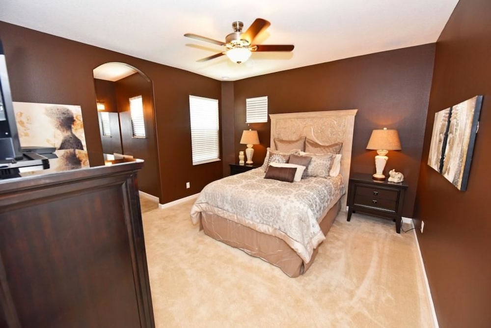 Family House, 6 Bedrooms