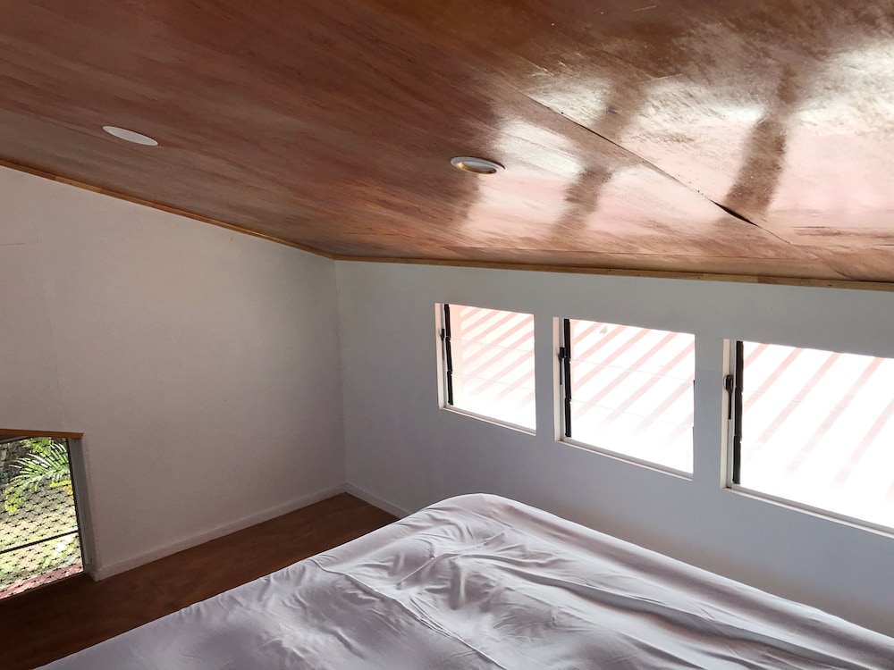Loft, Multiple Beds, Kitchenette, Garden View photo 3