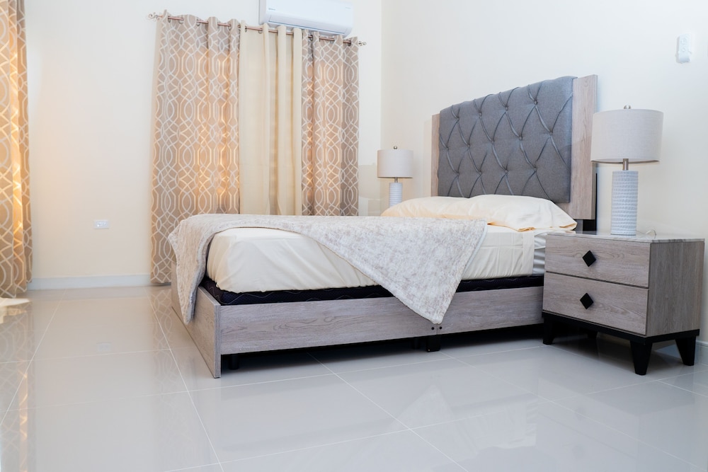 Bungalow, 2 Bedrooms, Pool View