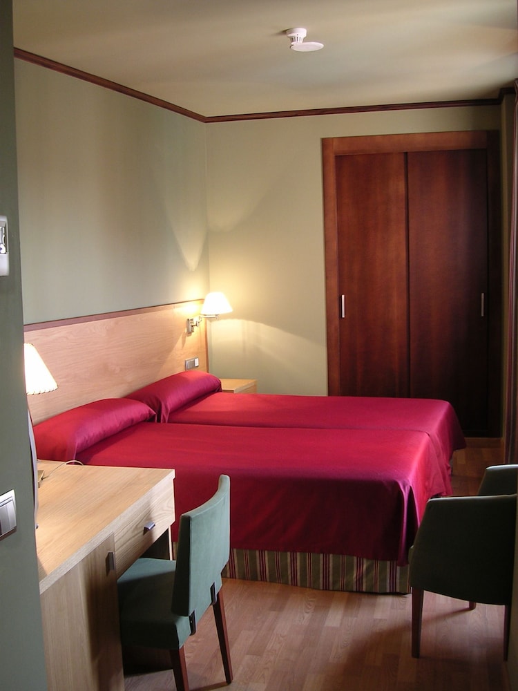 Double Or Twin Room photo 2