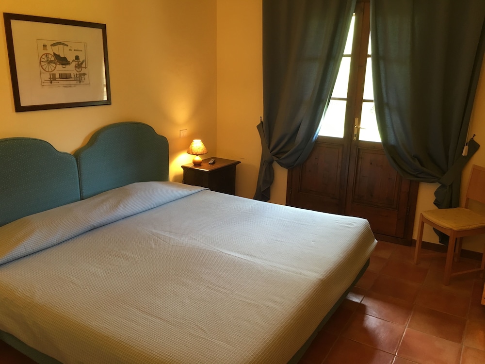 Standard Double or Twin Room, Garden View photo 2