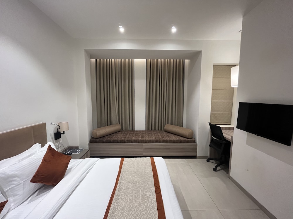 Executive Room - Photo 4