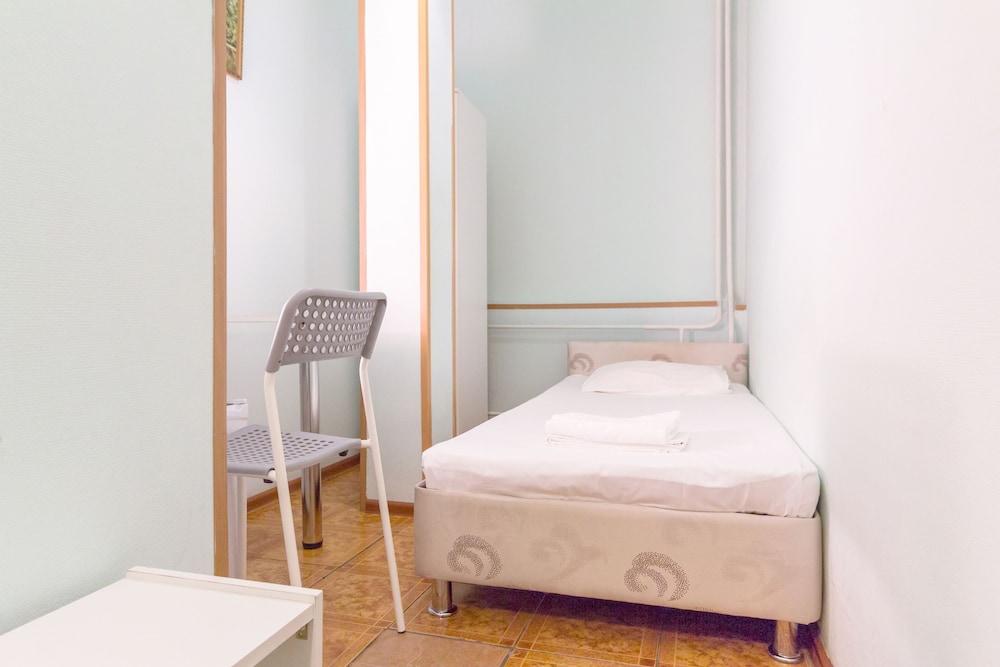 Single Room, No Windows photo 1