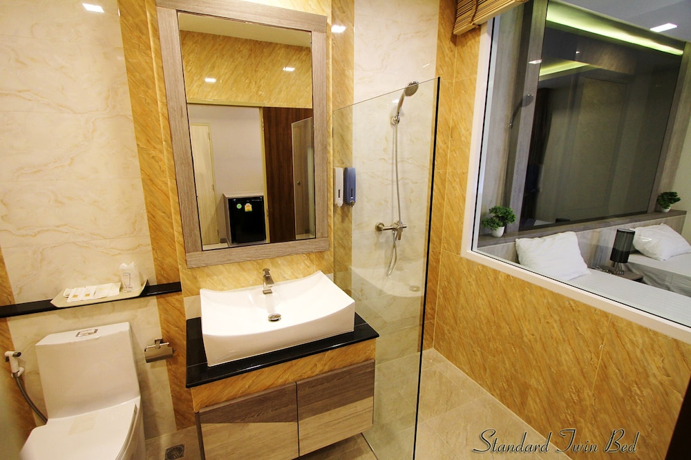 Standard Twin Room (B-Building) photo 3