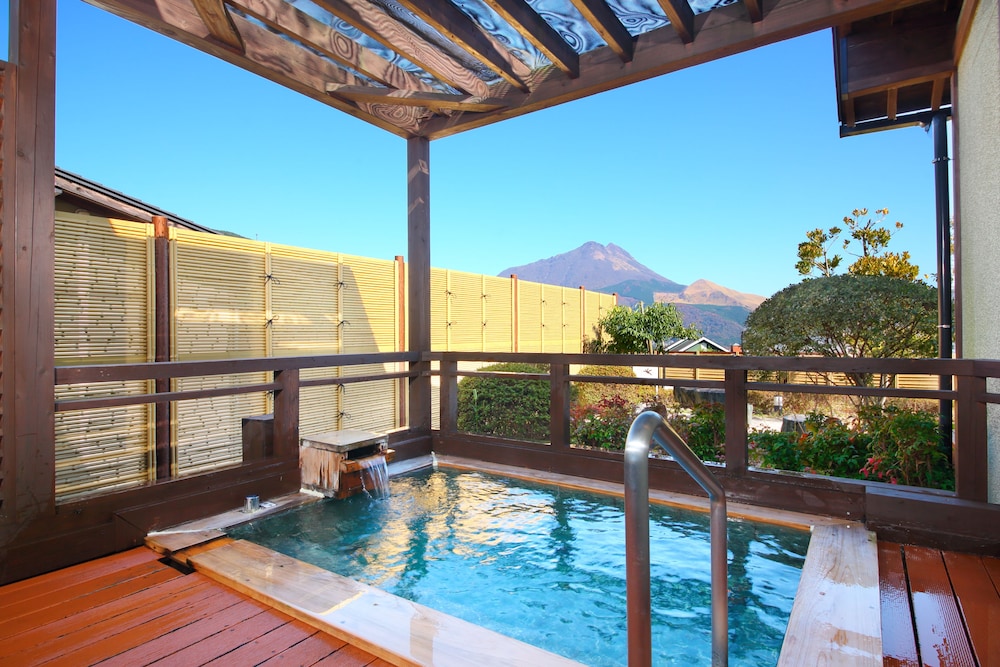 Executive Room with Open-Air Bath - Annex - Yumenosato Area (Allergy/Vegan option Not available) photo 2