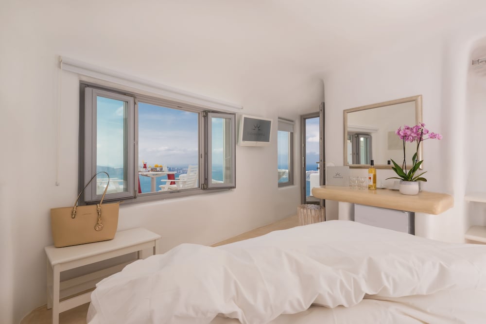 Standard Room ( Caldera View) - Photo 1