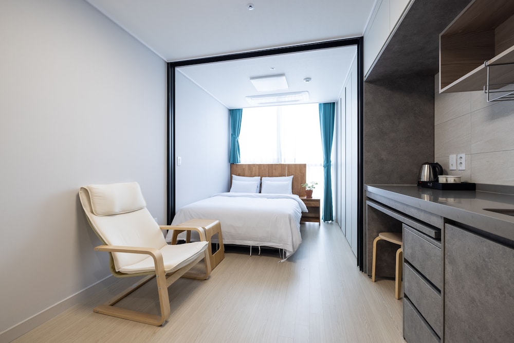 Double Room - Photo 6