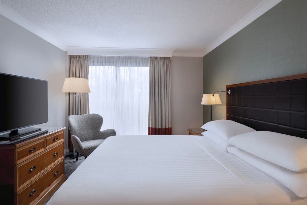 Junior Suite, 1 Bedroom - Photo 2