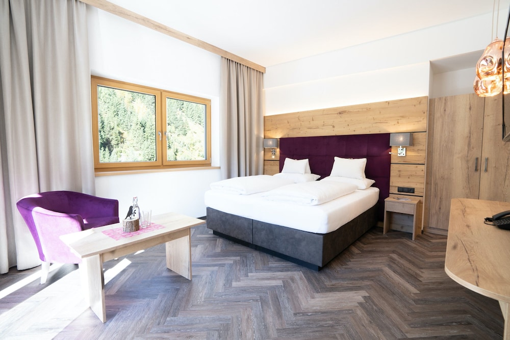 Panoramic Studio Suite (Tirol)