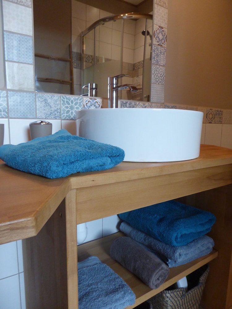 Double Room, Private Bathroom, Mountain View