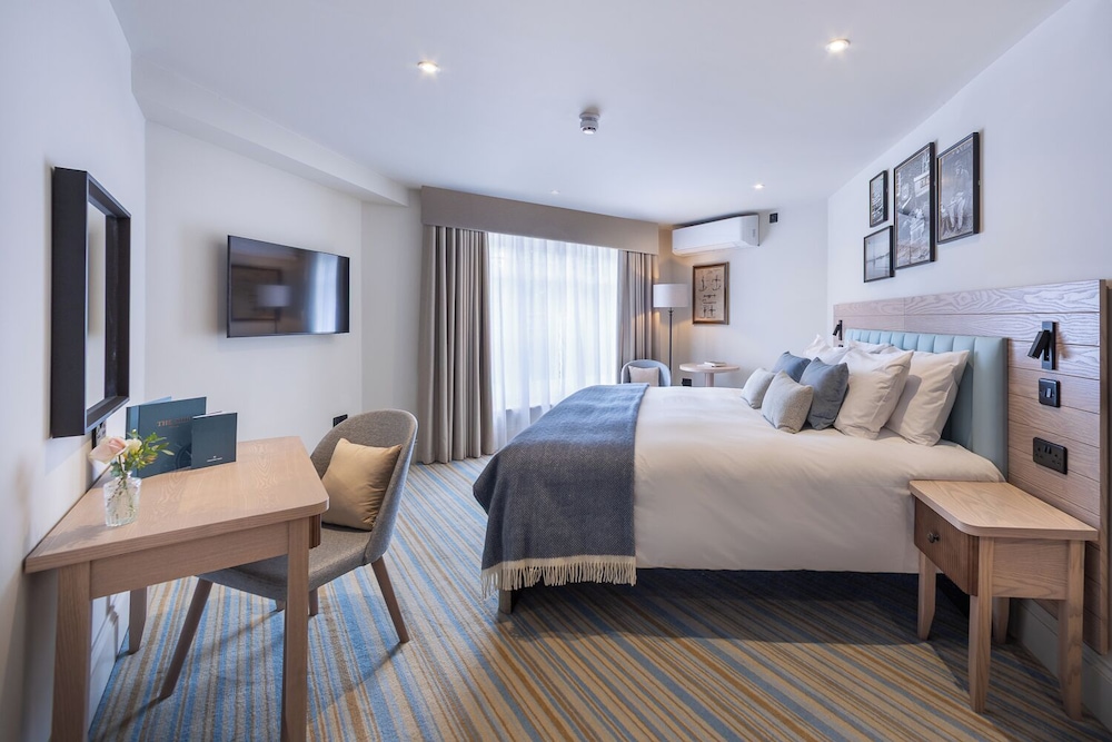 Superior Double or Twin Room, 1 King Bed, Sea View