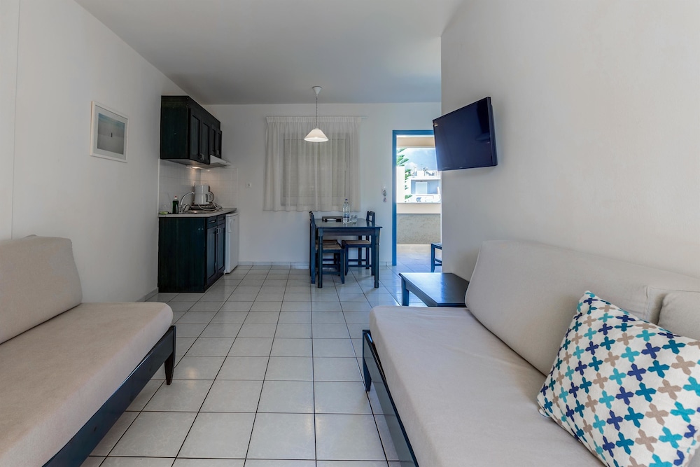 Superior Apartment, 1 Bedroom, Balcony - Photo 6