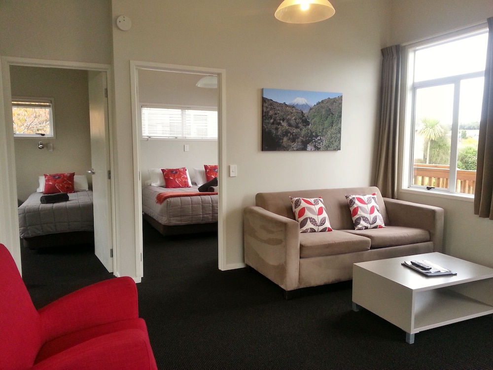 Chalet, 2 Bedrooms - Photo 3