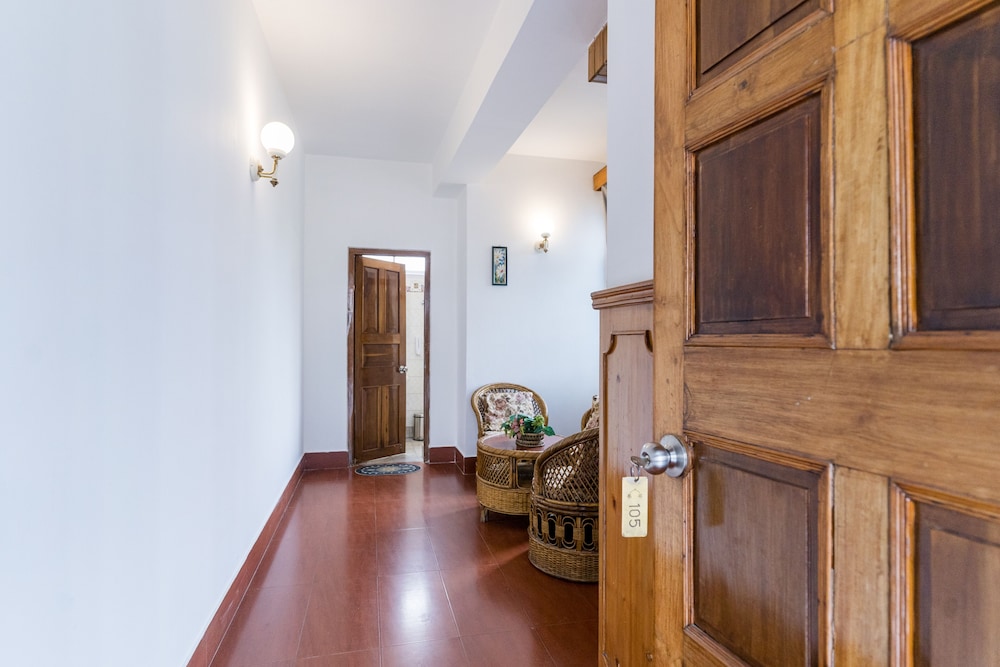 Executive Room - Photo 33