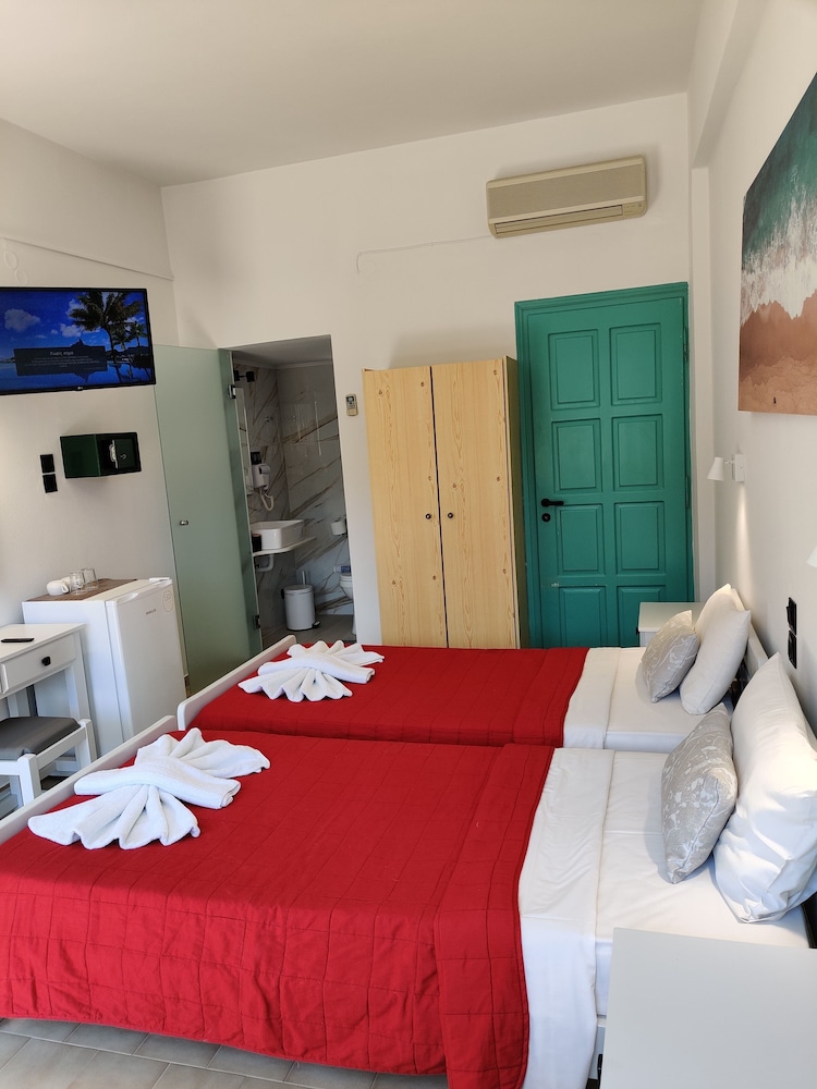 Standard Room - Photo 1