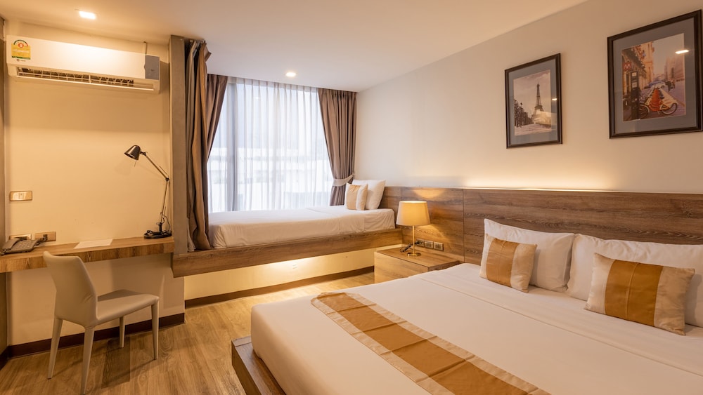 Deluxe Triple Room
