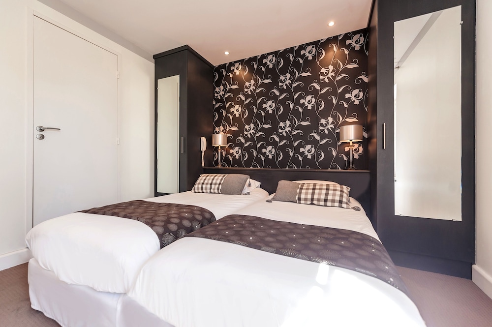 Superior Twin Room photo 1